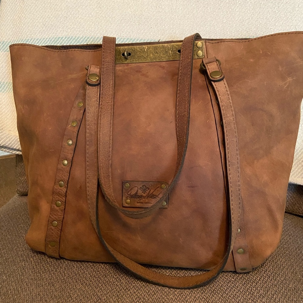 Patricia Nash leather purse